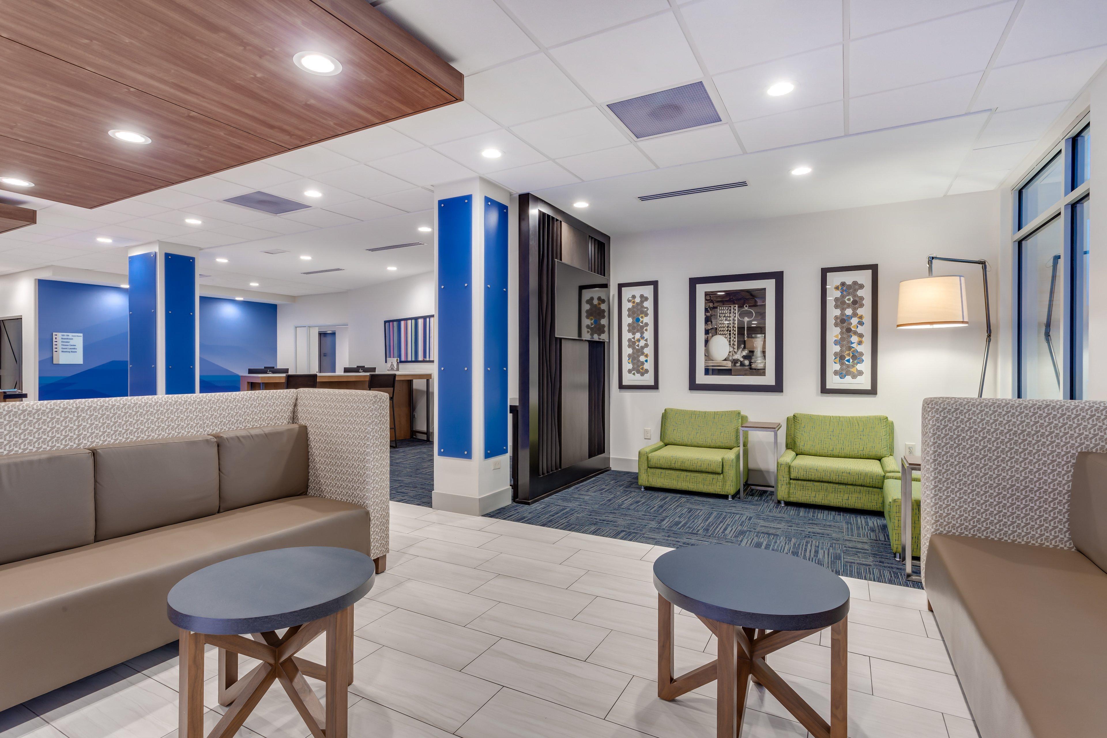 Holiday Inn Express & Suites Hammond By Ihg Exterior photo
