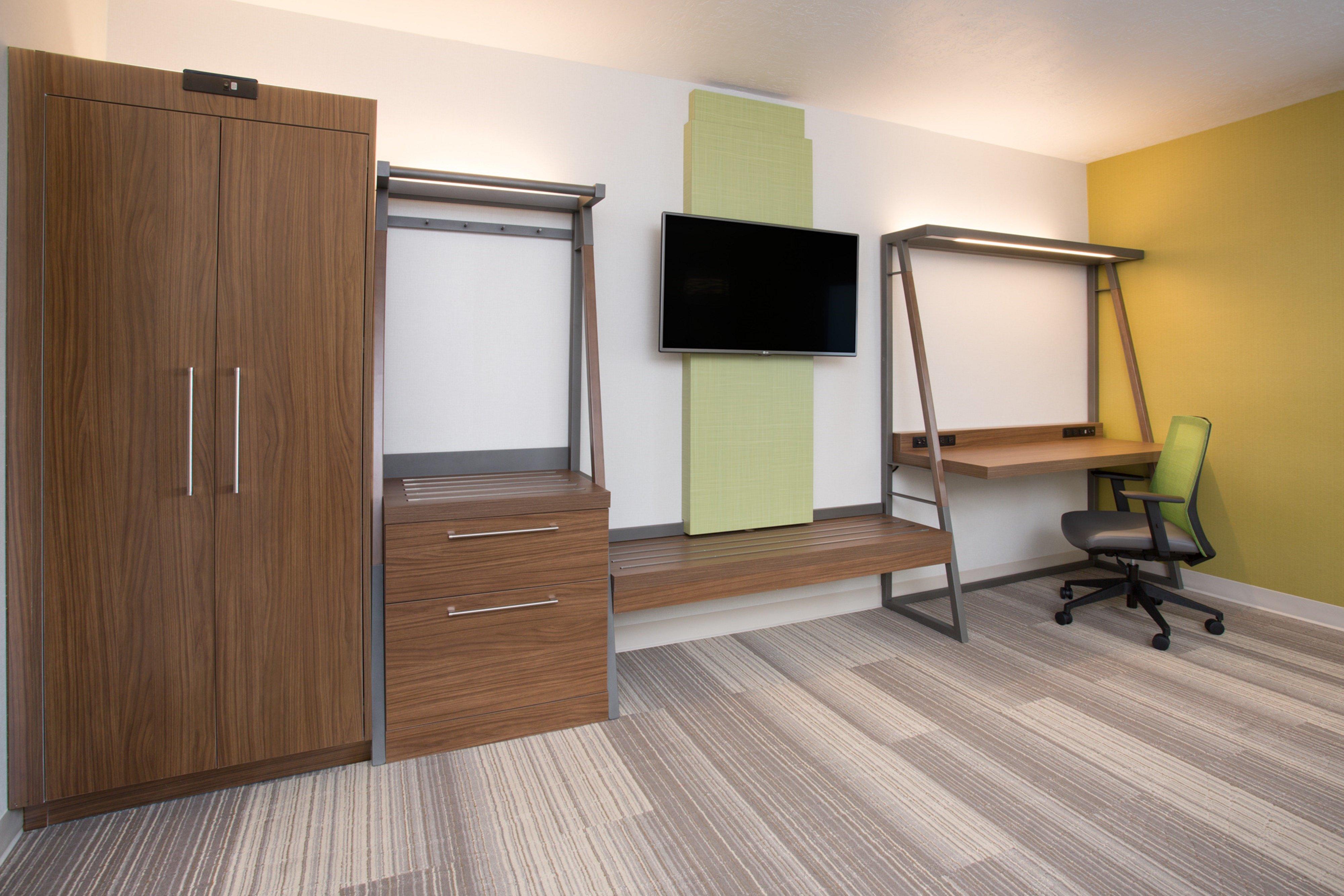 Holiday Inn Express & Suites Hammond By Ihg Exterior photo