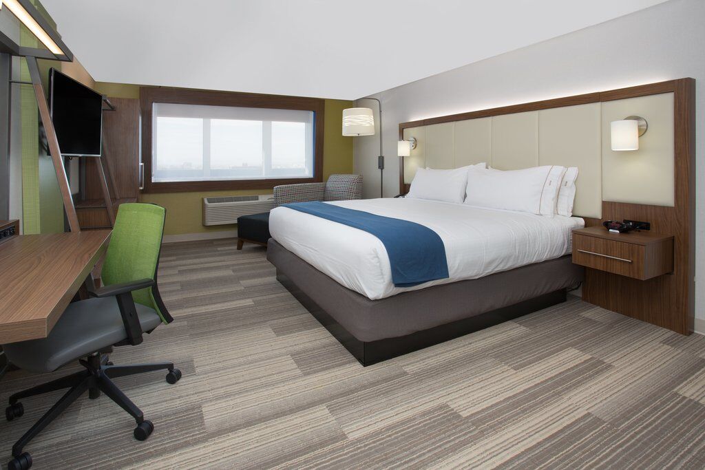 Holiday Inn Express & Suites Hammond By Ihg Exterior photo